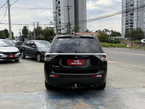 MITSUBISHI Outlander 2.0 16V 4P AUTOMÁTICO, Foto 6