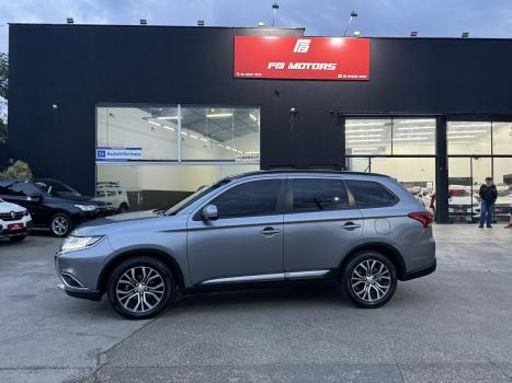 MITSUBISHI Outlander 2.0 16V 4P AUTOMÁTICO, Foto 5