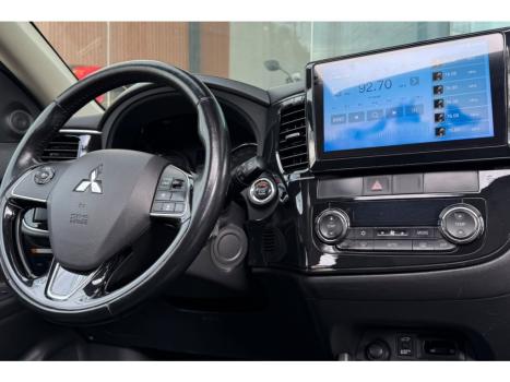 MITSUBISHI Outlander 2.2 16V 4P 4X4 DIESEL AUTOMÁTICO, Foto 8