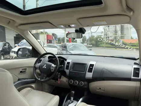 MITSUBISHI Outlander 3.0 V6 24V 4P GT 4X4 AUTOMÁTICO, Foto 11