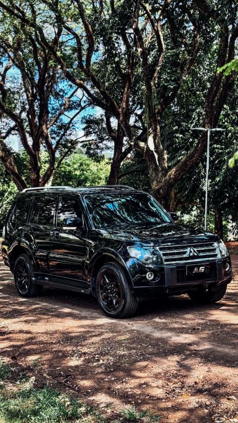 MITSUBISHI Pajero 3.2 16V 4P 4X4 HPE TURBO DIESEL INTERCOOLER AUTOMTICO, Foto 2