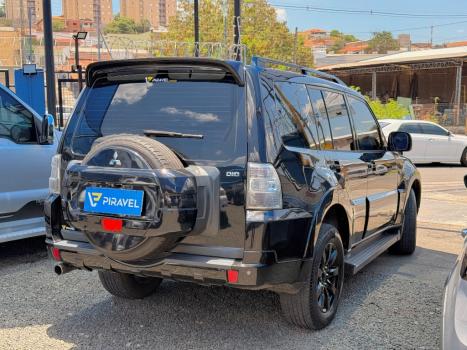 MITSUBISHI Pajero 3.2 16V 4P 4X4 7 LUGARES HPE TURBO DIESEL INTERCOOLER AUTOMTICO, Foto 3