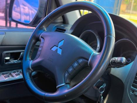 MITSUBISHI Pajero 3.2 16V 4P 4X4 7 LUGARES HPE TURBO DIESEL INTERCOOLER AUTOMTICO, Foto 6