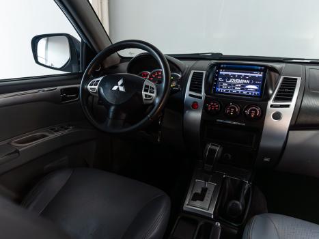 MITSUBISHI Pajero Dakar 3.2 16V 4P HPE 4X4  7 LUGARES TURBO INTECOOLER DIESEL AUTOMTICO, Foto 11