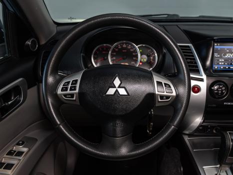 MITSUBISHI Pajero Dakar 3.2 16V 4P HPE 4X4  7 LUGARES TURBO INTECOOLER DIESEL AUTOMTICO, Foto 12