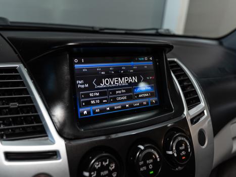 MITSUBISHI Pajero Dakar 3.2 16V 4P HPE 4X4  7 LUGARES TURBO INTECOOLER DIESEL AUTOMTICO, Foto 17