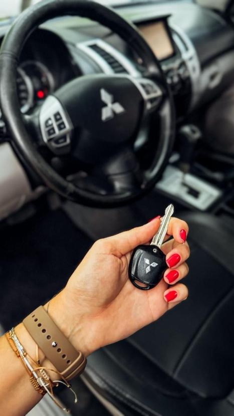 MITSUBISHI Pajero Dakar 3.2 16V 4P HPE 4X4  7 LUGARES TURBO INTECOOLER DIESEL AUTOMTICO, Foto 11