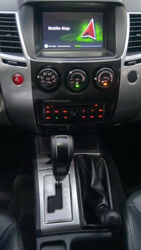 MITSUBISHI Pajero Dakar 3.2 16V 4P HPE 4X4  7 LUGARES TURBO INTECOOLER DIESEL AUTOMTICO, Foto 6