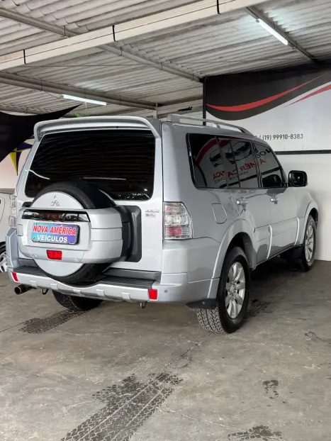 MITSUBISHI Pajero Full 3.8 V6 24V 4P 4X4 AUTOMTICO, Foto 6