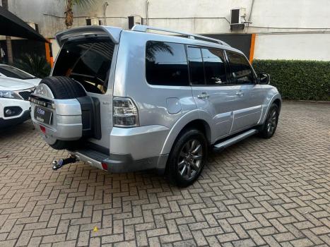 MITSUBISHI Pajero Full 3.2 16V 4P HPE 4X4 TURBO DIESEL INTERCOOLER AUTOM�TICO, Foto 4