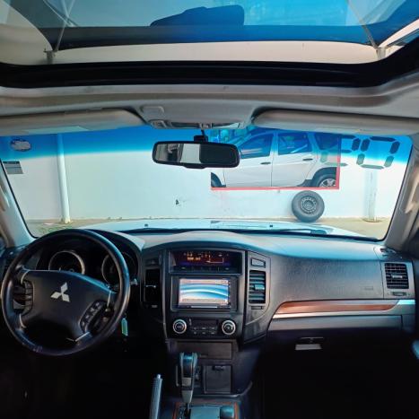 MITSUBISHI Pajero Full 3.2 16V 4P HPE 4X4 TURBO DIESEL INTERCOOLER AUTOM�TICO, Foto 7