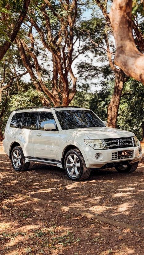 MITSUBISHI Pajero Full 3.8 V6 24V 4P HPE 4X4 AUTOM�TICO, Foto 5