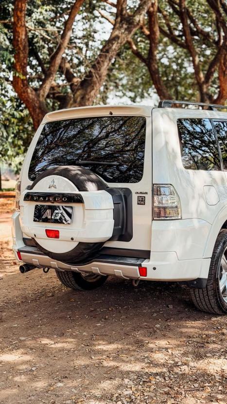 MITSUBISHI Pajero Full 3.8 V6 24V 4P HPE 4X4 AUTOM�TICO, Foto 16