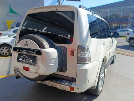 MITSUBISHI Pajero Full 3.8 V6 24V HPE 4X4 AUTOM�TICO, Foto 2