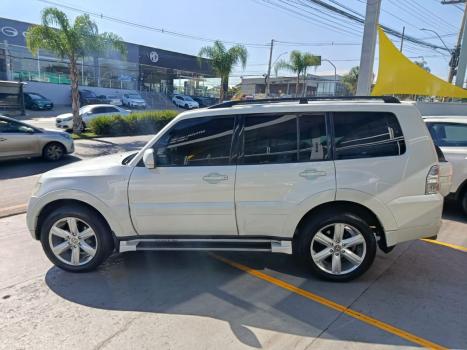 MITSUBISHI Pajero Full 3.8 V6 24V HPE 4X4 AUTOM�TICO, Foto 4