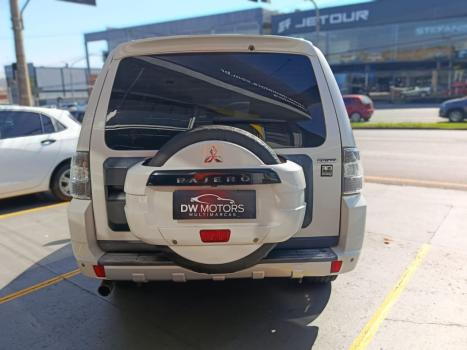 MITSUBISHI Pajero Full 3.8 V6 24V HPE 4X4 AUTOM�TICO, Foto 7