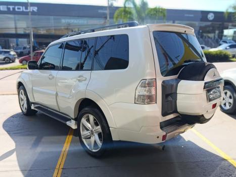 MITSUBISHI Pajero Full 3.8 V6 24V HPE 4X4 AUTOM�TICO, Foto 8