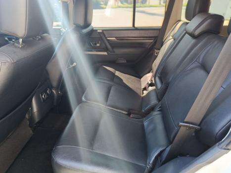 MITSUBISHI Pajero Full 3.8 V6 24V HPE 4X4 AUTOM�TICO, Foto 13