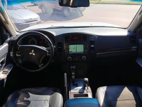 MITSUBISHI Pajero Full 3.8 V6 24V HPE 4X4 AUTOM�TICO, Foto 14