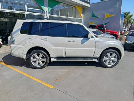 MITSUBISHI Pajero Full 3.8 V6 24V HPE 4X4 AUTOM�TICO, Foto 16