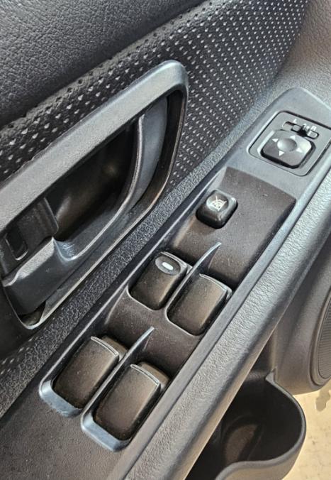 MITSUBISHI Pajero TR4 2.0 16V 4P 4X4 FLEX AUTOMTICO, Foto 17