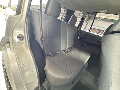 MITSUBISHI Pajero TR4 2.0 16V 4P 4X4 GLS FLEX, Foto 8 MITSUBISHI Pajero TR4 2.0 16V 4P 4X4 GLS FLEX, Foto 8