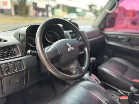 MITSUBISHI Pajero TR4 2.0 16V 4P 4X4 FLEX AUTOM�TICO, Foto 9