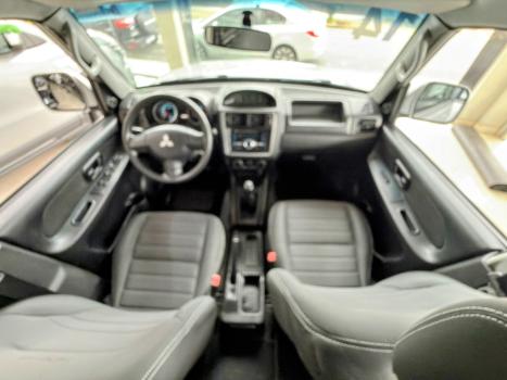 MITSUBISHI Pajero TR4 2.0 16V 4P, Foto 11