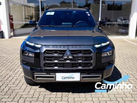 MITSUBISHI Triton 2.4 KATANA BITURBO DIESEL CABINE DUPLA 4X4 AUTOM�TICO, Foto 2