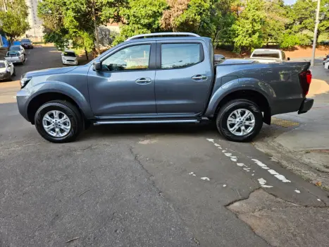 NISSAN Frontier 2.3 16V XE 4X4 CABINE DUPLA BI-TURBO DIESEL AUTOMTICO, Foto 3