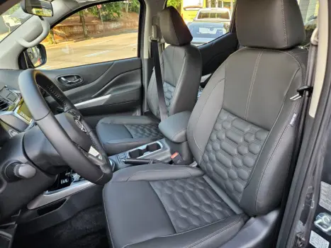 NISSAN Frontier 2.3 16V XE 4X4 CABINE DUPLA BI-TURBO DIESEL AUTOMTICO, Foto 9