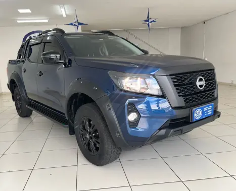 NISSAN Frontier 2.3 ATTACK CABINE DUPLA 4X4 BI-TURBO DIESEL AUTOMÁTICO, Foto 4 NISSAN Frontier 2.3 ATTACK CABINE DUPLA 4X4 BI-TURBO DIESEL AUTOMÁTICO, Foto 4