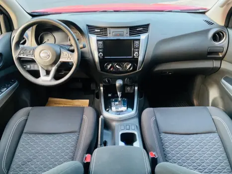 NISSAN Frontier 2.3 ATTACK CABINE DUPLA 4X4 BI-TURBO DIESEL AUTOMTICO, Foto 7