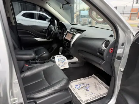 NISSAN Frontier 2.3 16V XE 4X4 CABINE DUPLA BI-TURBO DIESEL AUTOMTICO, Foto 5