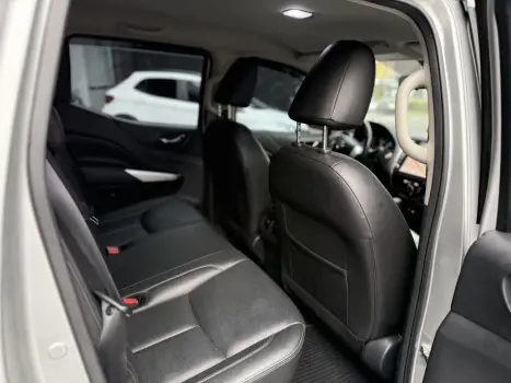 NISSAN Frontier 2.3 16V XE 4X4 CABINE DUPLA BI-TURBO DIESEL AUTOMTICO, Foto 8