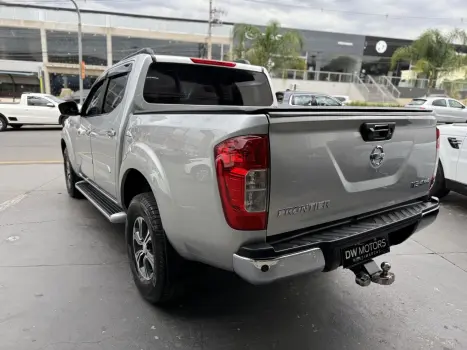 NISSAN Frontier 2.3 16V XE 4X4 CABINE DUPLA BI-TURBO DIESEL AUTOMTICO, Foto 10
