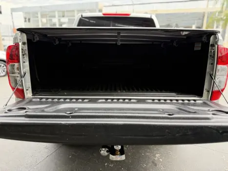 NISSAN Frontier 2.3 16V XE 4X4 CABINE DUPLA BI-TURBO DIESEL AUTOMTICO, Foto 11