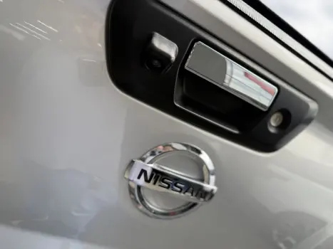 NISSAN Frontier 2.3 16V XE 4X4 CABINE DUPLA BI-TURBO DIESEL AUTOMTICO, Foto 12