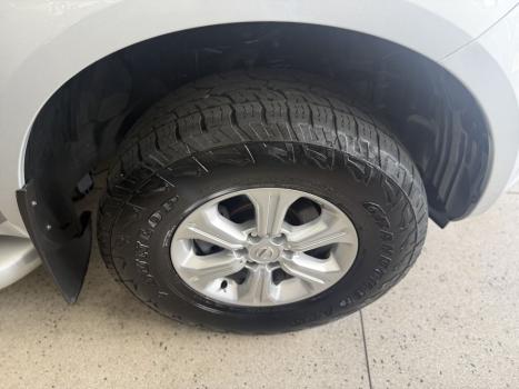 NISSAN Frontier 2.3 16V LE 4X4 CABINE DUPLA BI-TURBO DIESEL AUTOMTICO, Foto 4