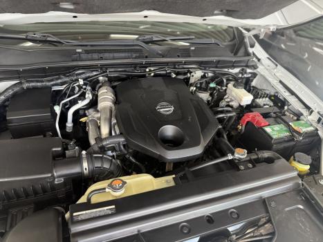NISSAN Frontier 2.3 16V LE 4X4 CABINE DUPLA BI-TURBO DIESEL AUTOMTICO, Foto 14