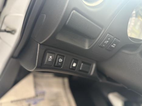 NISSAN Frontier 2.3 16V LE 4X4 CABINE DUPLA BI-TURBO DIESEL AUTOMTICO, Foto 16