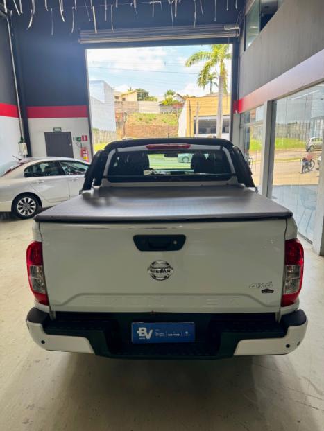 NISSAN Frontier 2.3 ATTACK CABINE DUPLA 4X4 BI-TURBO DIESEL AUTOMTICO, Foto 6