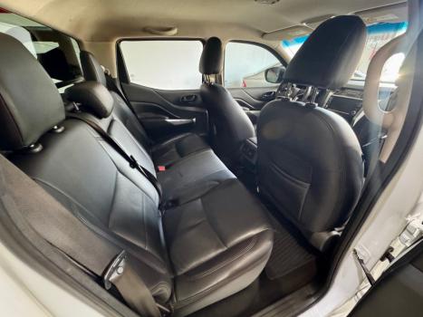 NISSAN Frontier 2.3 ATTACK CABINE DUPLA 4X4 BI-TURBO DIESEL AUTOMTICO, Foto 8