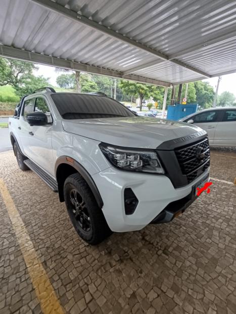 NISSAN Frontier 2.3 16V PRO4X CABINE DUPLA 4X4 BI-TURBO DIESEL AUTOM�TICO, Foto 3