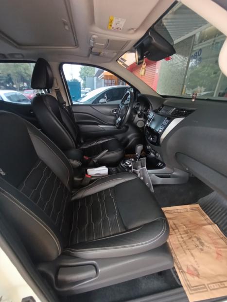 NISSAN Frontier 2.3 16V PRO4X CABINE DUPLA 4X4 BI-TURBO DIESEL AUTOM�TICO, Foto 5