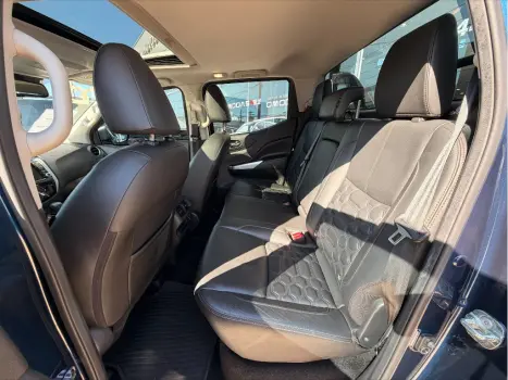 NISSAN Frontier 2.3 16V PLATINUM CABINE DUPLA 4X4 BI-TURBO DIESEL AUTOM�TICO, Foto 9