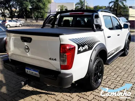 NISSAN Frontier 2.3 ATTACK CABINE DUPLA 4X4 BI-TURBO DIESEL AUTOM�TICO, Foto 4