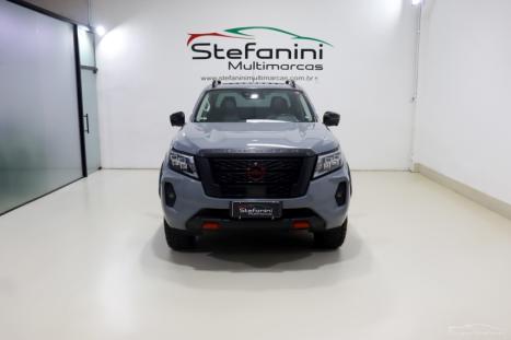 NISSAN Frontier 2.3 16V PRO4X CABINE DUPLA 4X4 BI-TURBO DIESEL AUTOM�TICO, Foto 2