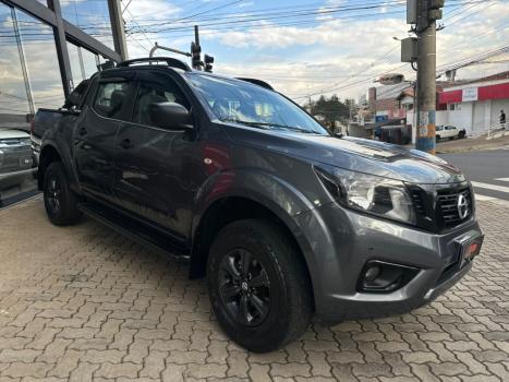 NISSAN Frontier 2.3 ATTACK CABINE DUPLA 4X4 BI-TURBO DIESEL AUTOM�TICO, Foto 2
