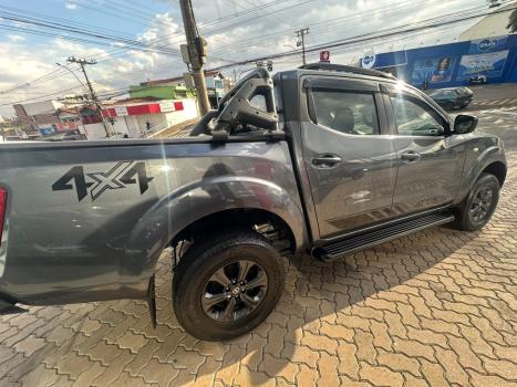 NISSAN Frontier 2.3 ATTACK CABINE DUPLA 4X4 BI-TURBO DIESEL AUTOM�TICO, Foto 5